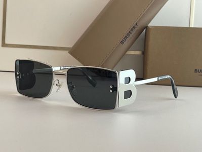 Burberry Sunglasses 664